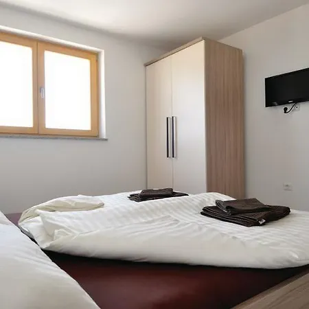 빌라 Palatium I 파자나