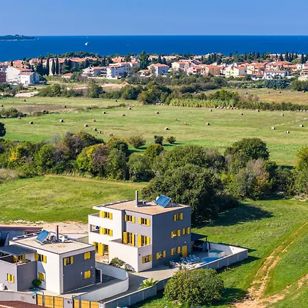Palatium I Villa *