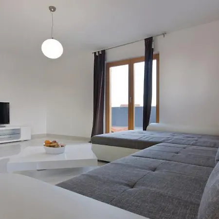 Palatium I Villa